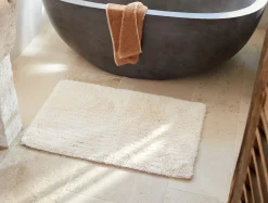 Coyuchi Shag Organic Bath Rug< Bath Rugs