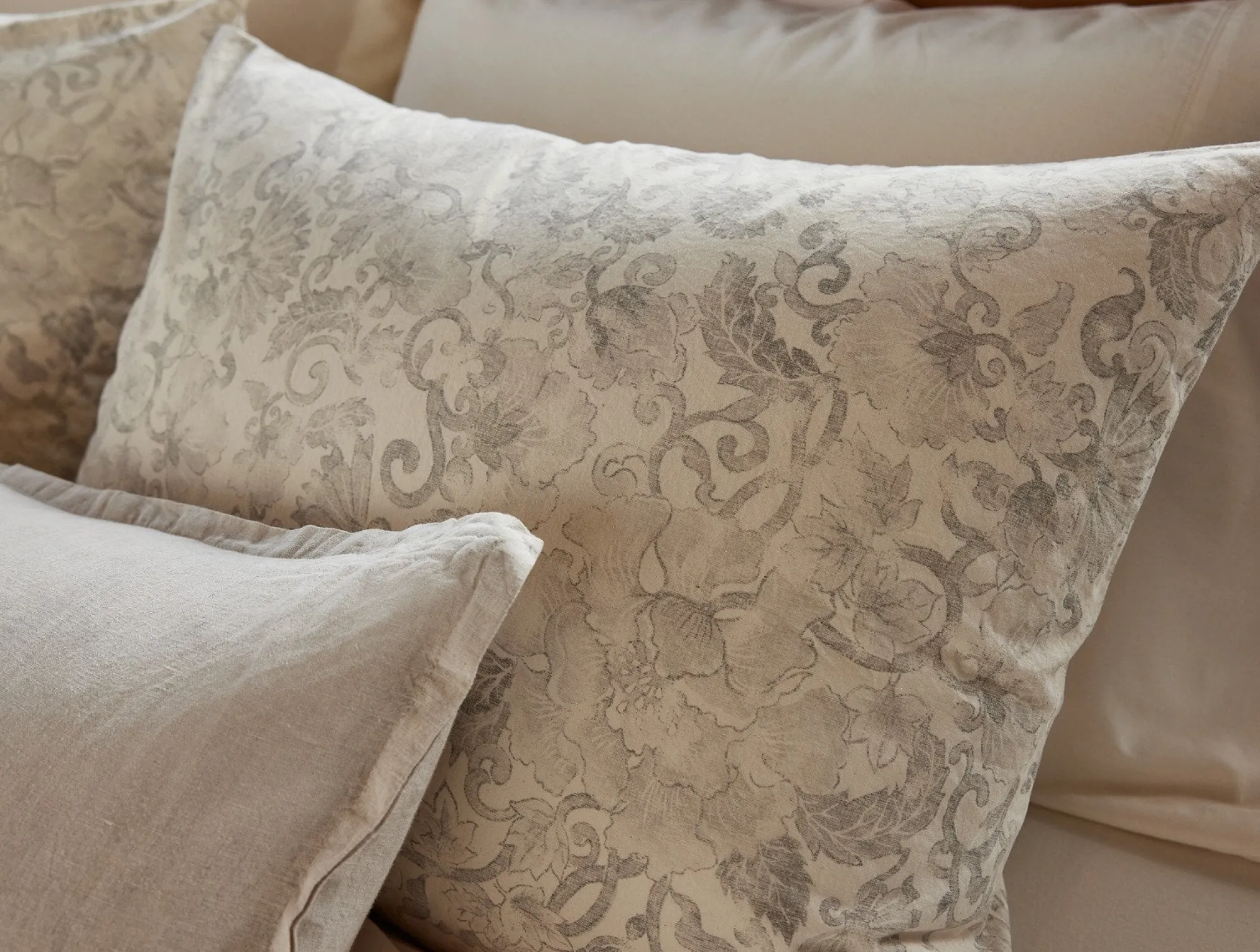 Coyuchi Solana Organic Print Duvet Cover< Duvet Covers + Sets