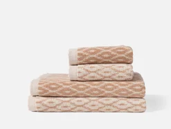 Coyuchi Stinson Organic Minimalist Towel Set of 4< Bath Towels