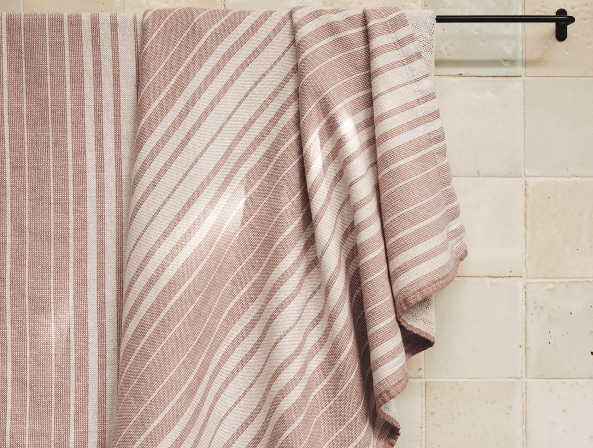 Coyuchi Sycamore Organic Cotton Linen Towels< Bath Towels