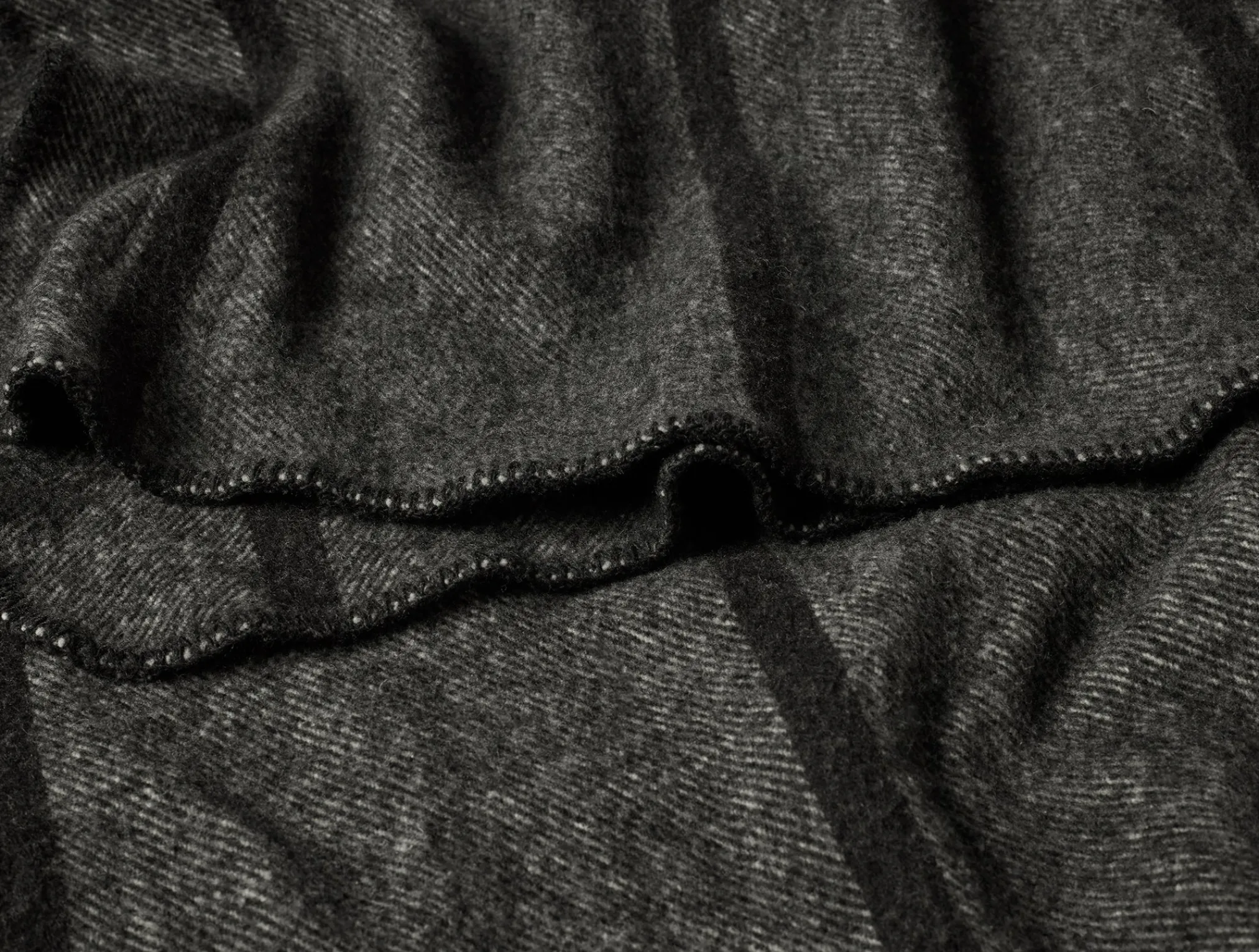 Coyuchi Tahoe Wool Blanket< Bed Blankets