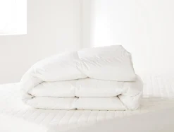 Coyuchi Three Season Down Duvet Insert< Duvet Inserts + Comforters|Duvet Inserts + Comforters