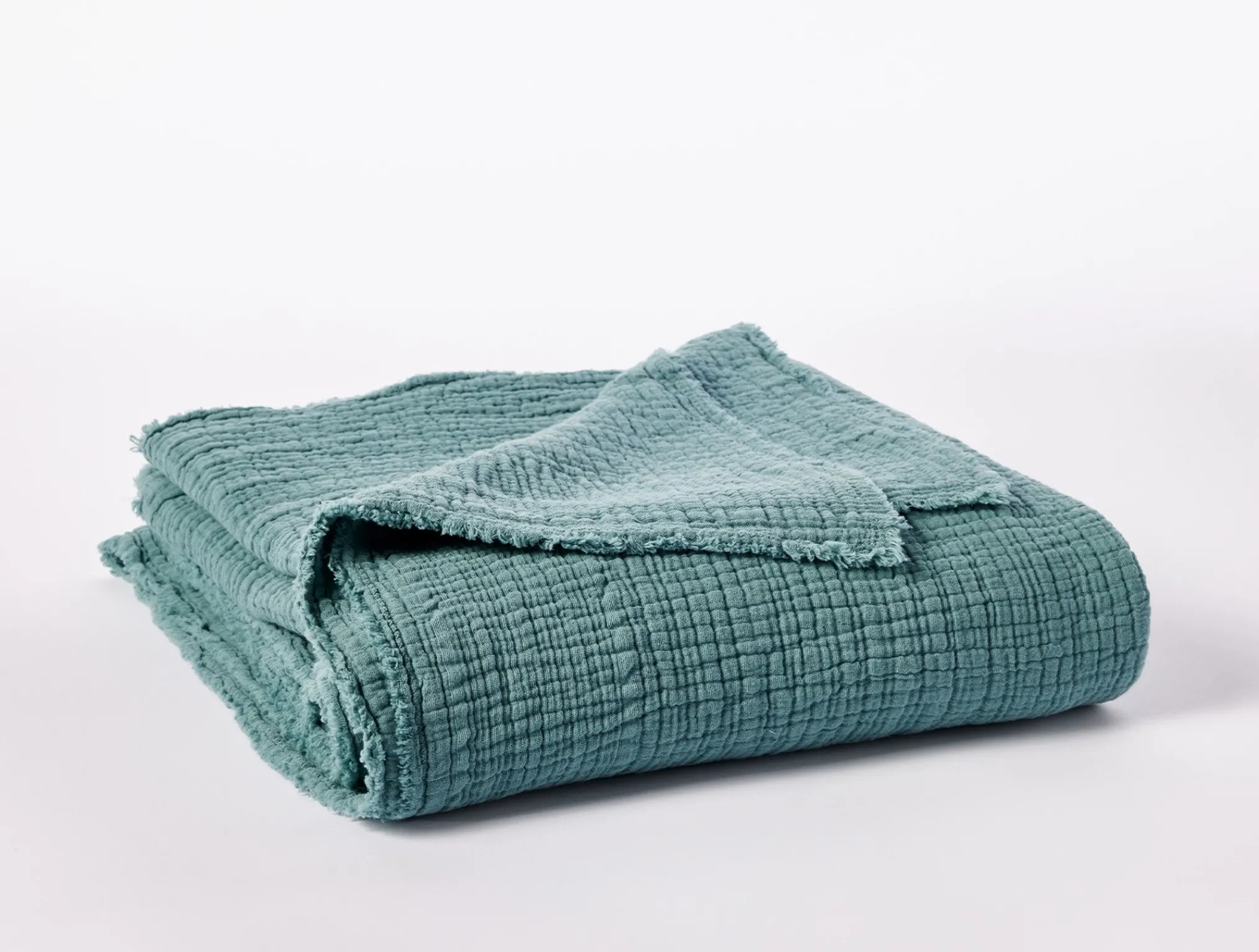 Coyuchi Topanga Organic Matelasse Throw< Throws