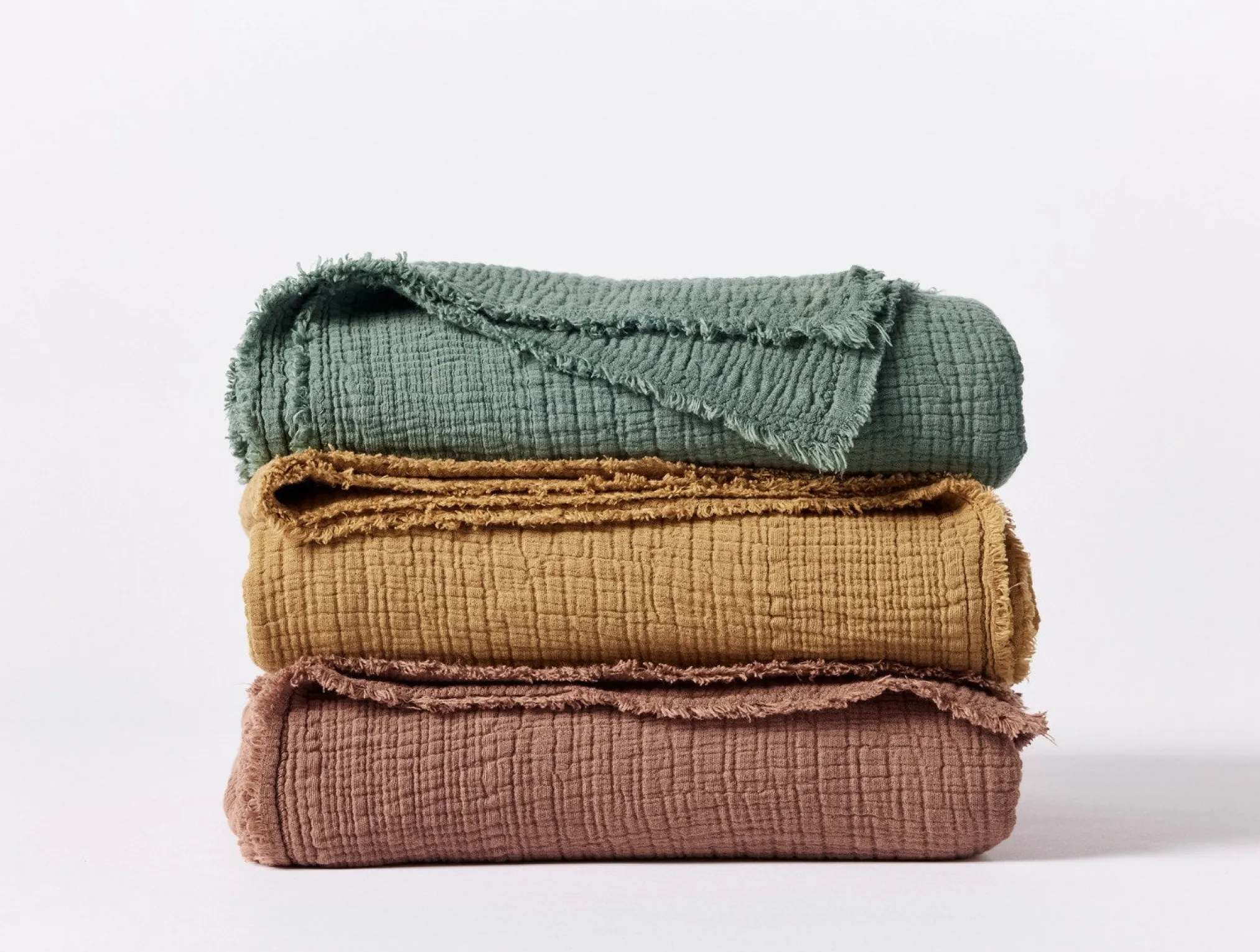 Coyuchi Topanga Organic Matelasse Throw< Throws