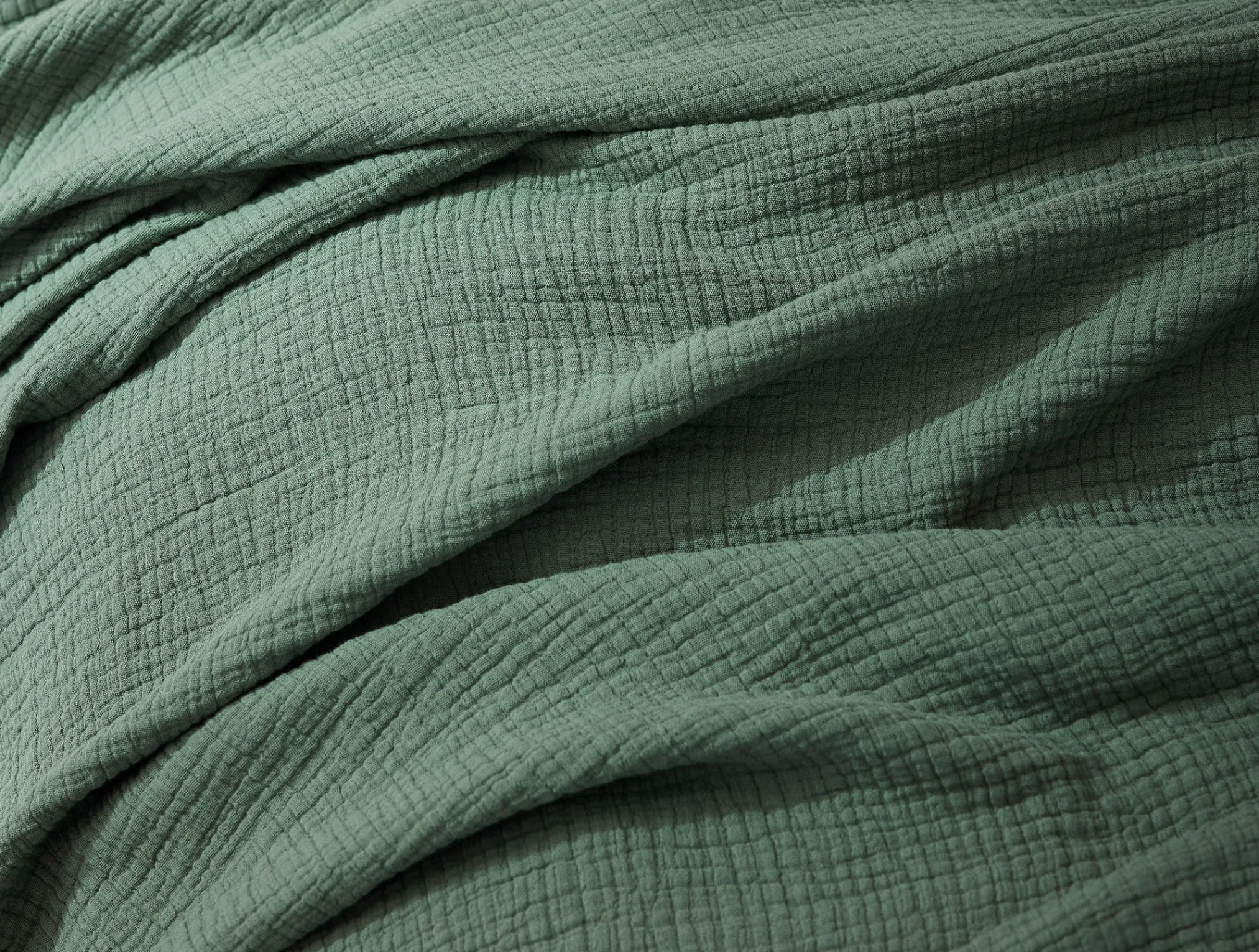 Coyuchi Topanga Organic Matelasse Throw< Throws