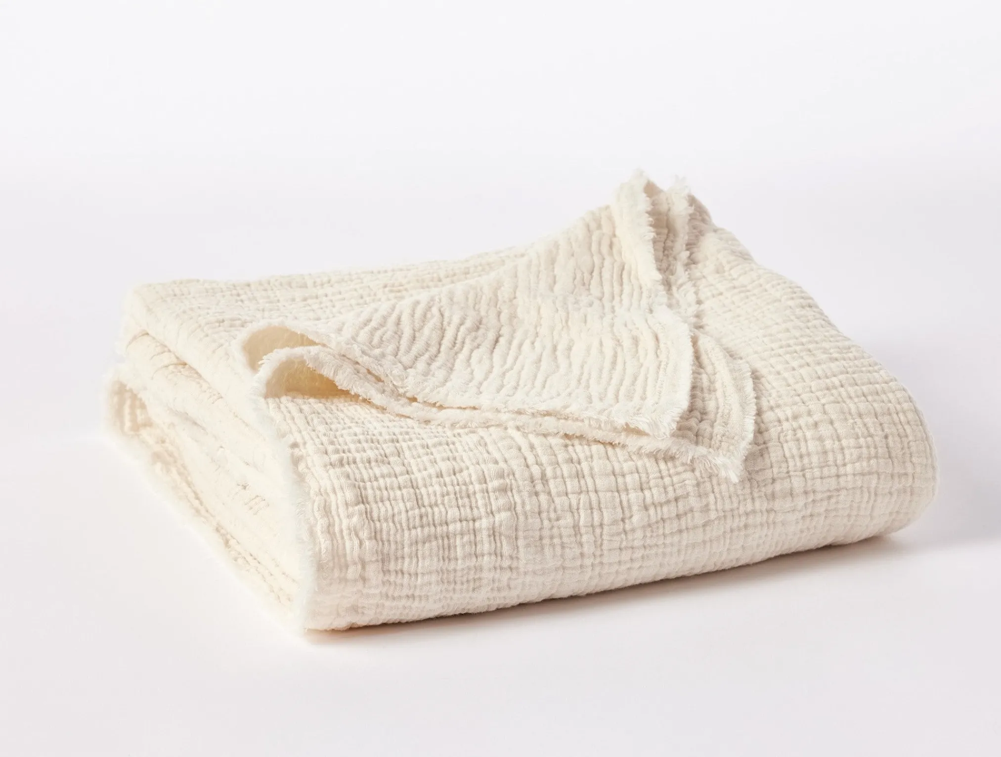 Coyuchi Topanga Organic Matelasse Throw< Throws