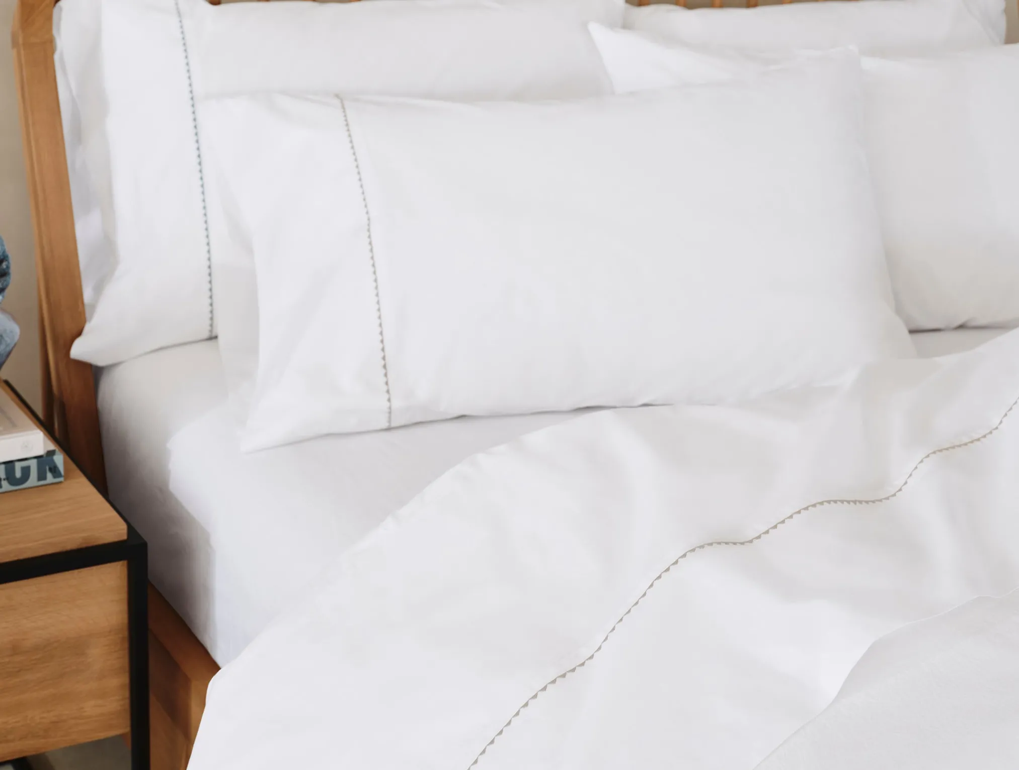 Coyuchi Trailing Embroidered Organic Percale Pillowcases< Pillowcases|Pillowcases
