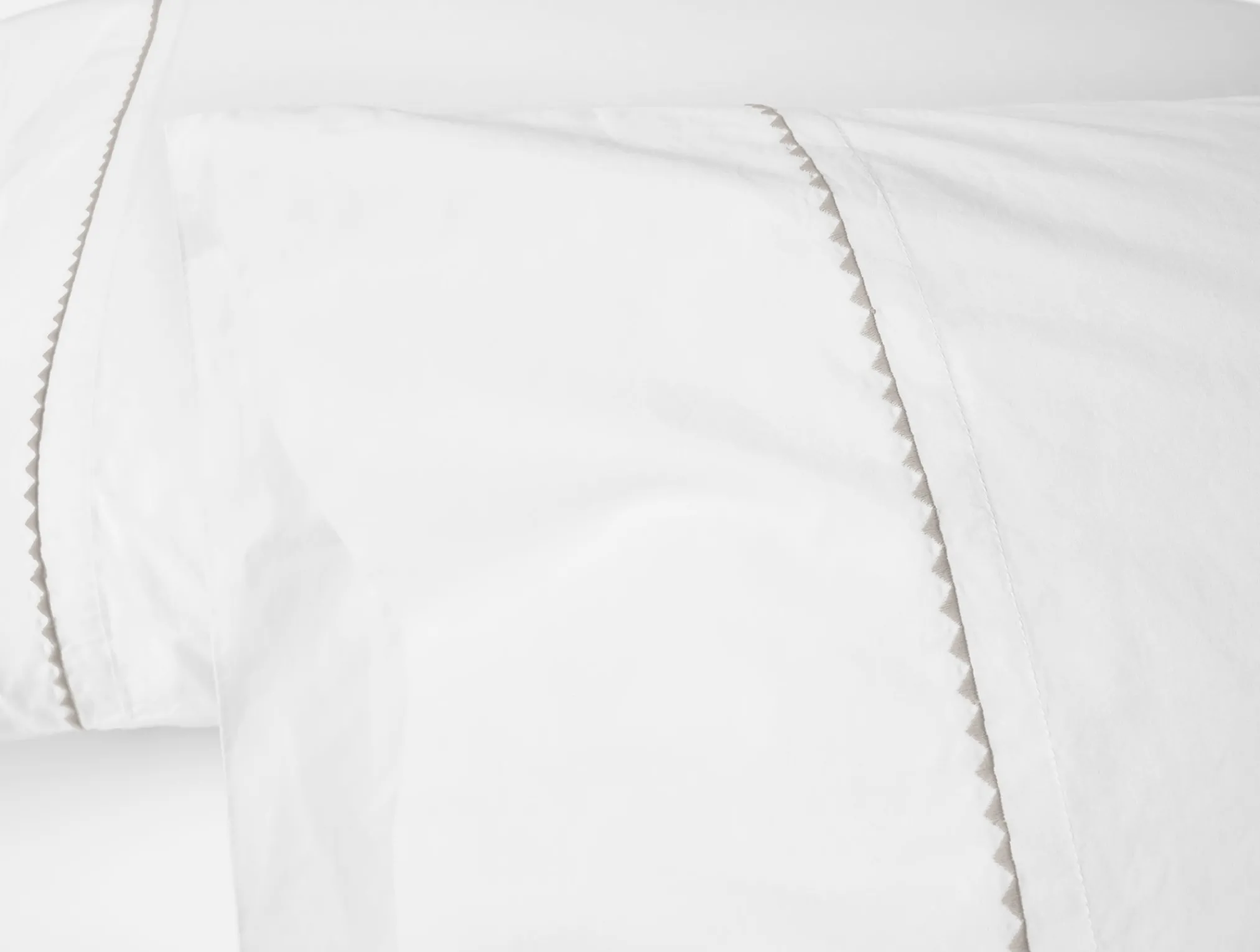 Coyuchi Trailing Embroidered Organic Percale Pillowcases< Pillowcases|Pillowcases