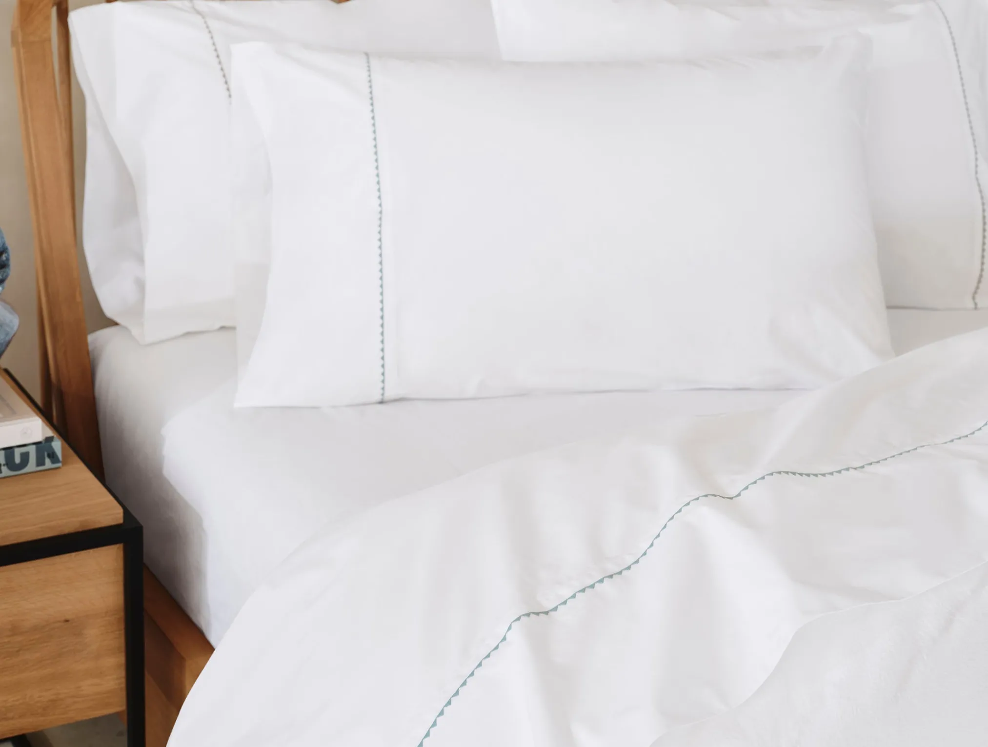 Coyuchi Trailing Embroidered Organic Percale Pillowcases< Pillowcases|Pillowcases