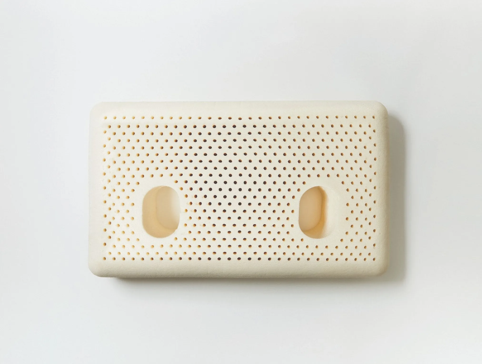 Coyuchi Turiya™ Organic Latex Pillow< Pillow Inserts