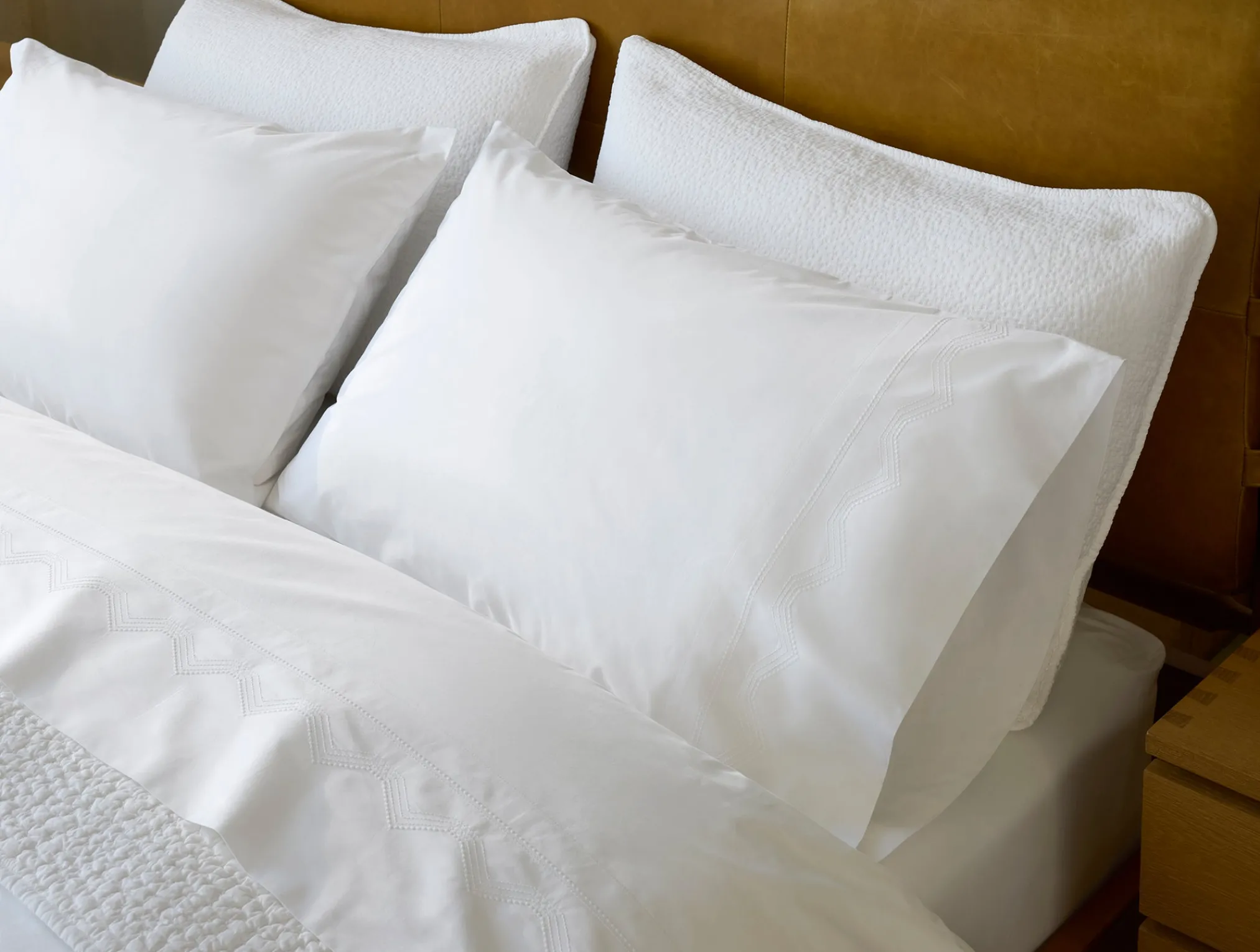 Coyuchi Vista Embroidered Organic Percale Sheet Set< Sheet Sets|Sheet Sets