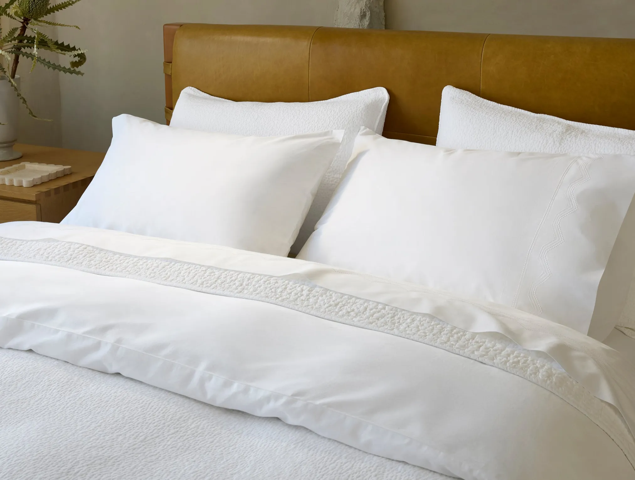Coyuchi Vista Embroidered Organic Percale Sheet Set< Sheet Sets|Sheet Sets