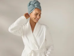 Coyuchi Waffle Organic Hair Wrap< Accessories