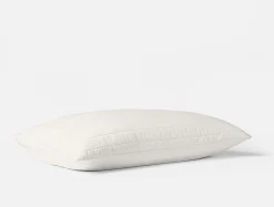 Coyuchi Washable Wool Filled Pillow Protector< Pillow Inserts