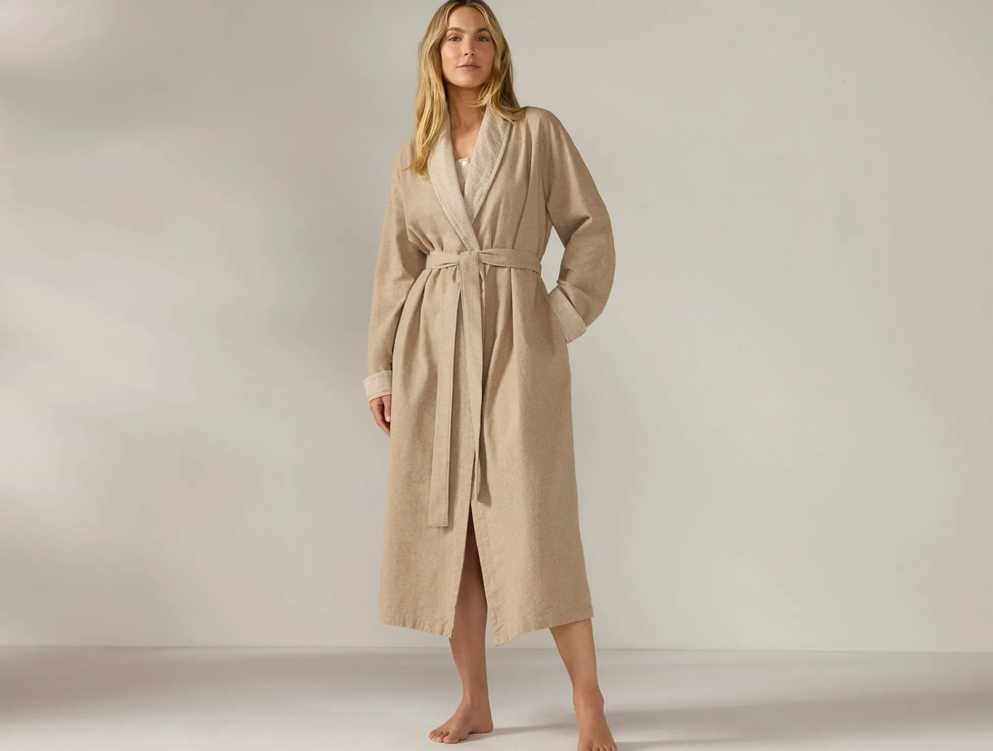 Coyuchi Women's Cloud Brushed Organic Flannel Robe< Robes