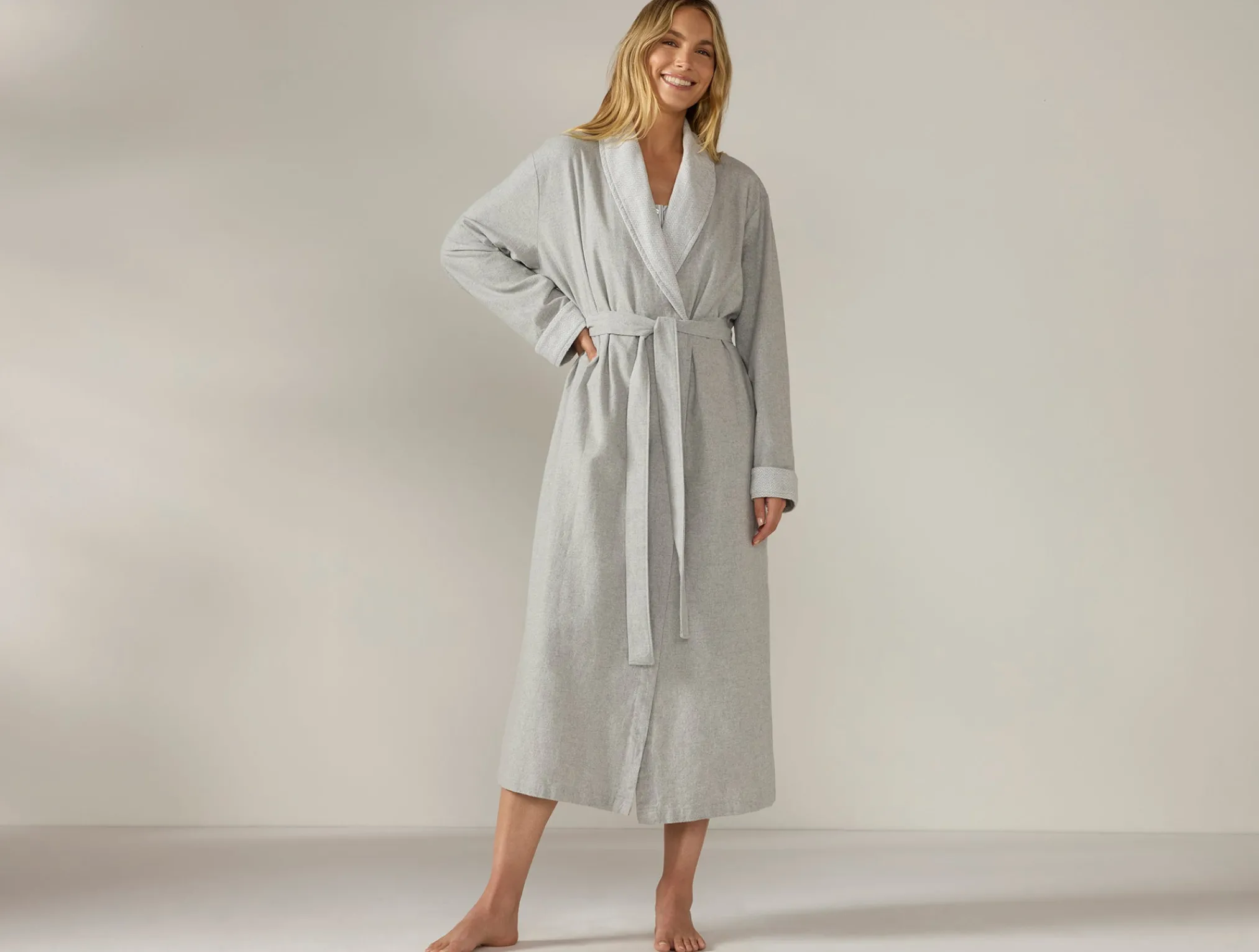 Coyuchi Women's Cloud Brushed Organic Flannel Robe< Robes